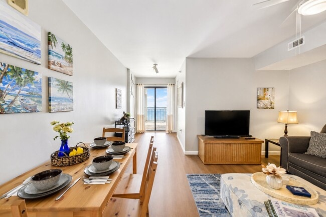 Building Photo - 1709 S Ocean Blvd