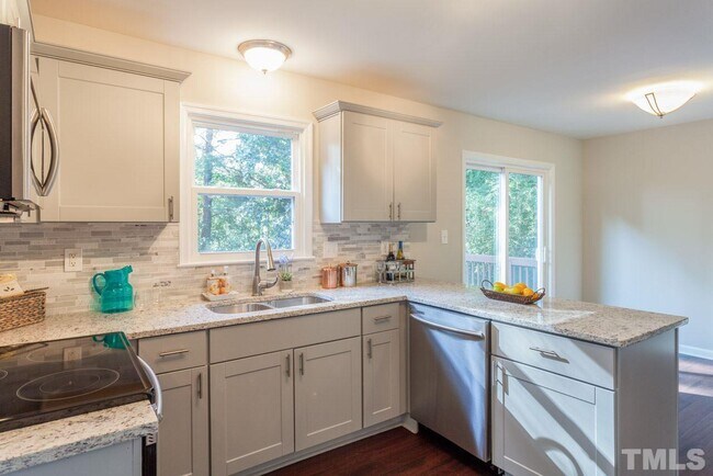 Building Photo - 8324 Bellingham Cir