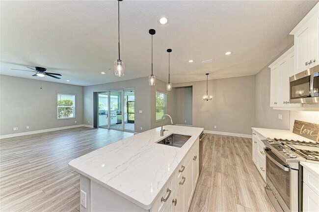 Building Photo - 2802 Butterfly Jasmine Trail