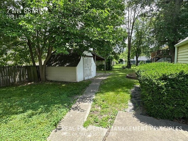 Building Photo - 7 NW 88th St