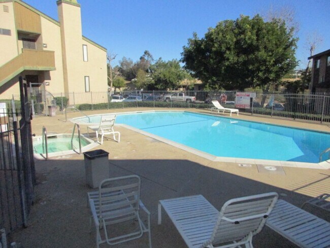 Building Photo - Remodeled Townhouse in La Mesa - 3 Bedrooms