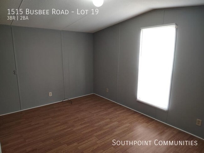 Building Photo - 1515 Busbee Rd