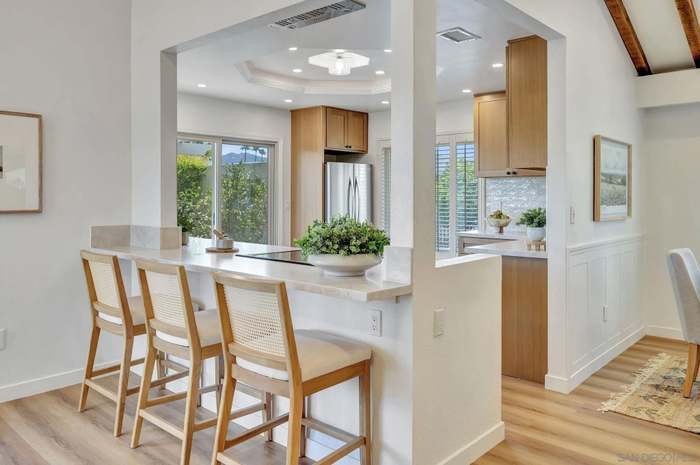 Building Photo - 12880 Circulo Dardo