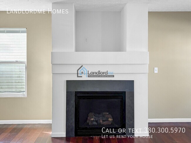 Building Photo - 8111 Royal Elm Dr