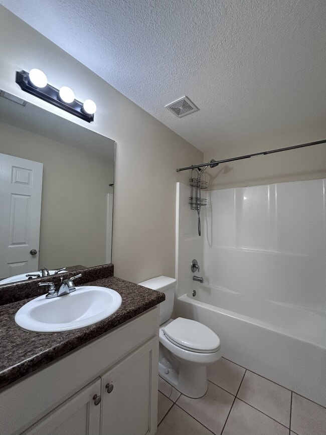 Building Photo - 259 Canterberry Pl