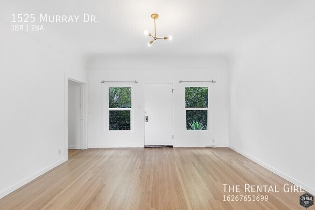 Building Photo - 1525 Murray Dr