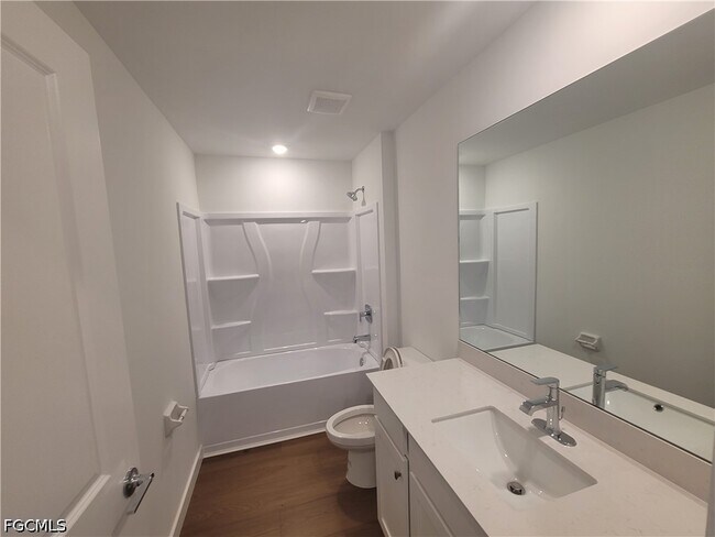 Building Photo - 17329 Cantu Ct