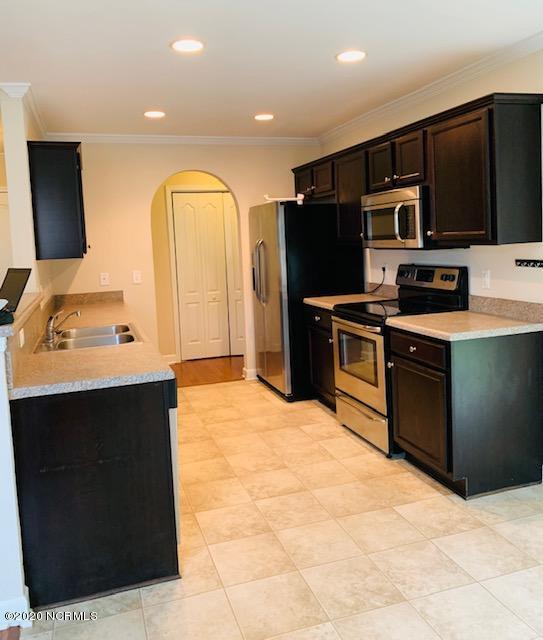 Building Photo - 419 Ridgeway Dr