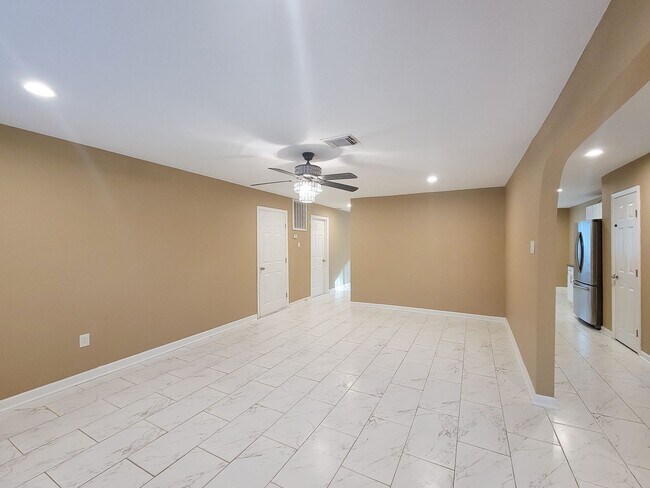 Building Photo - RECENTLY REMODELED 3 BEDROOM 2 BATH LEASE HOME IN SPRING, TEXAS