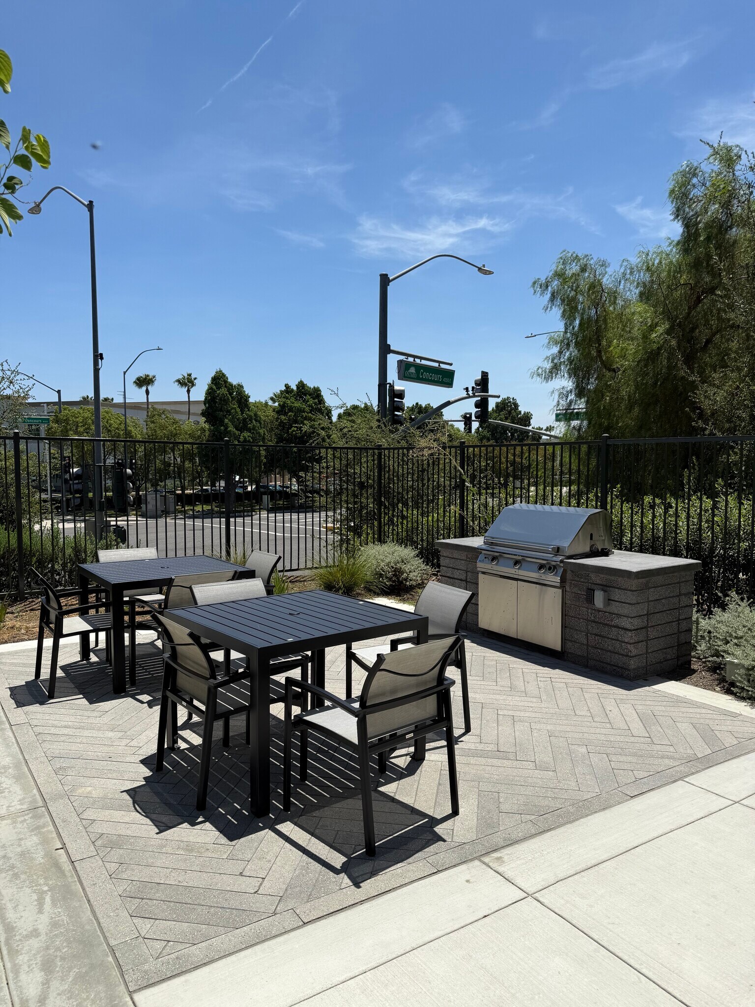 Building Photo - 4149 E Circle Paseo