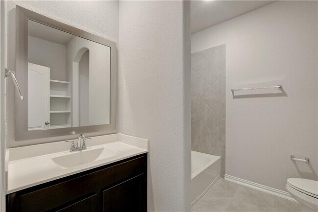 Building Photo - 1165 Leadtree Loop