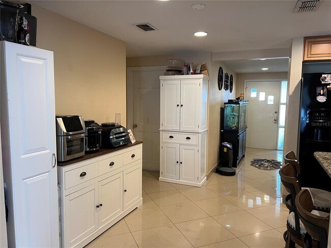 Building Photo - 1050 Clairborne St