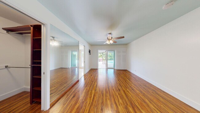 Building Photo - 3BR/ 3BA Pool Home   *Near Burns Rd Aquatic Center & Park * No HOA * 12+ Month Lease Options Avai...