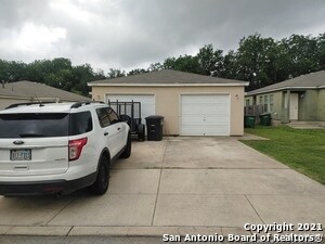 Building Photo - 3858 Maverick Crk Rd