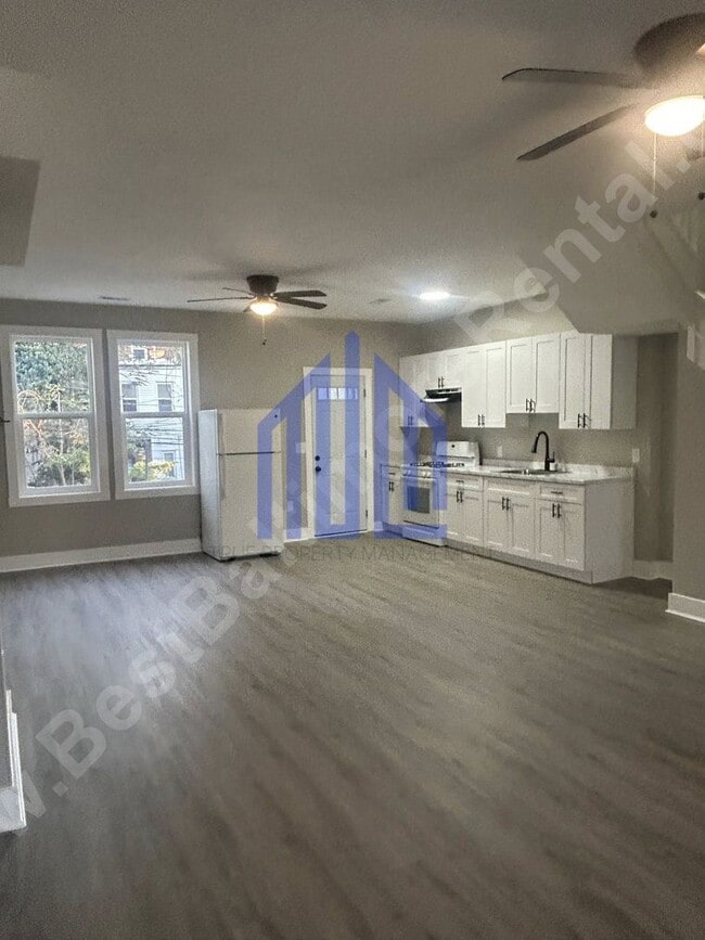 Building Photo - Coming Soon!!!!!! Spacious 3 Bedroom in We...