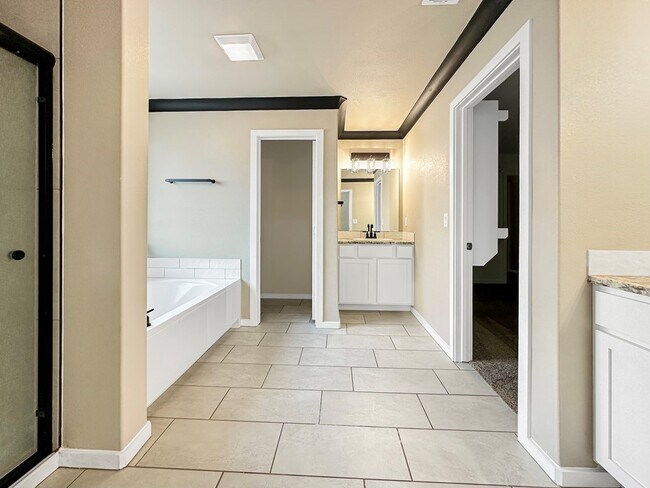 Building Photo - 1337 Masquerade Blvd