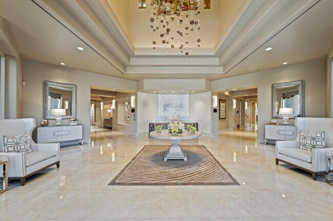 Building Photo - 502 Desert Holly Dr