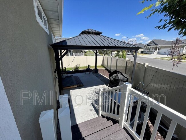 Building Photo - 3789 Hooded Crane Ln