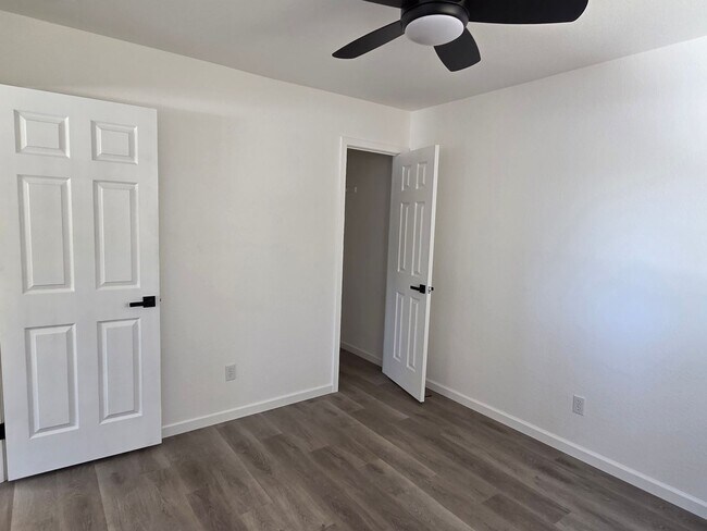 Building Photo - 24508 CA-108