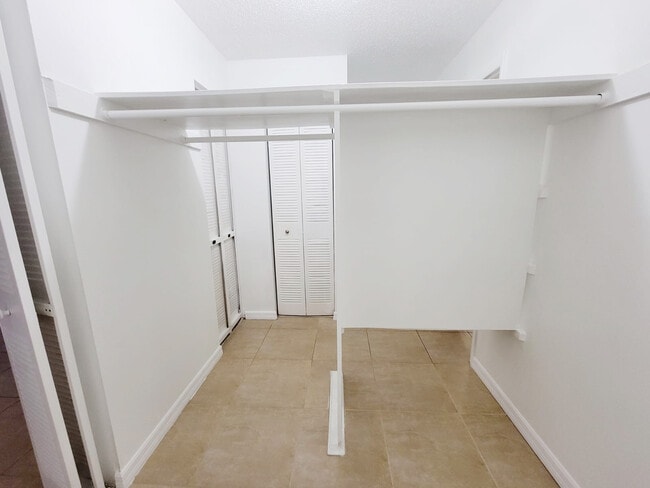 Building Photo - 2800 NW 56th Ave