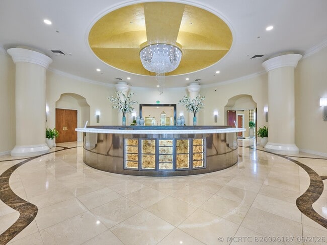 Building Photo - 3720 S Ocean Blvd