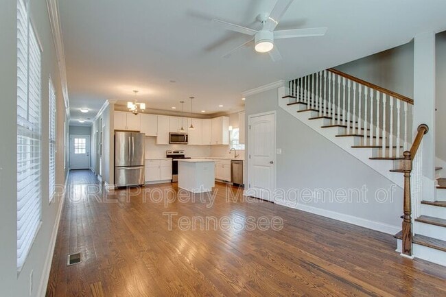 Building Photo - 1902 Bransford Ave