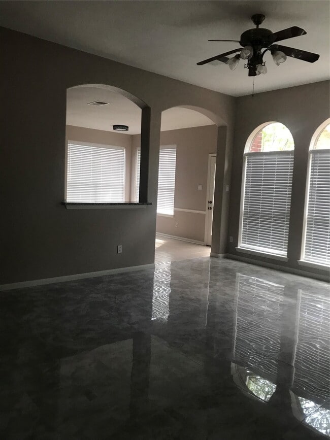 Building Photo - 2206 Lashley Ct