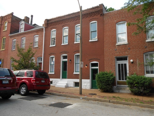 Second floor unit. - 821 Allen Ave