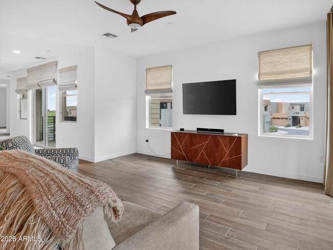 Building Photo - 11673 N 136th St