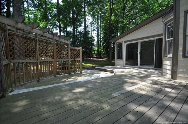 Building Photo - 6121 Chowning Ct