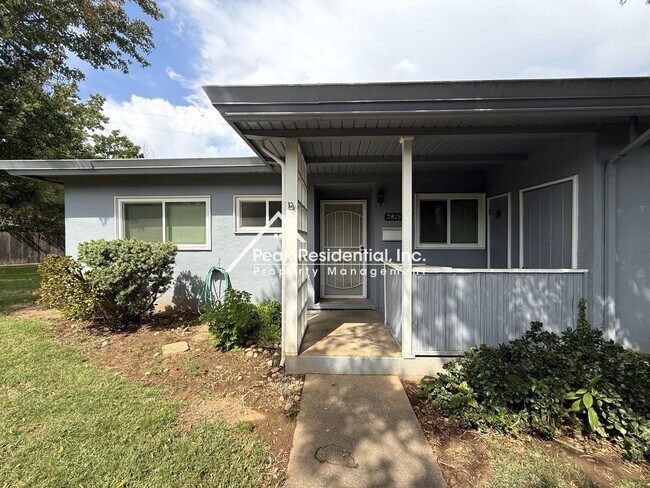 Building Photo - 2815 Santa Paula Ct