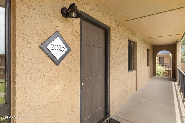 Building Photo - 7110 E Continental Dr