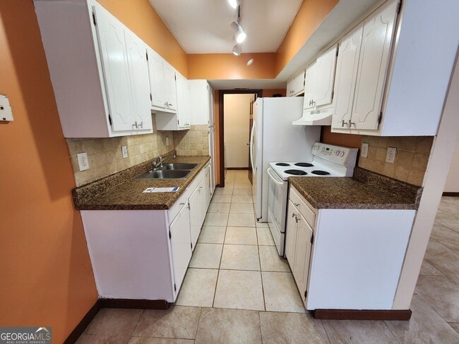 Building Photo - 3186 Quincetree Ln