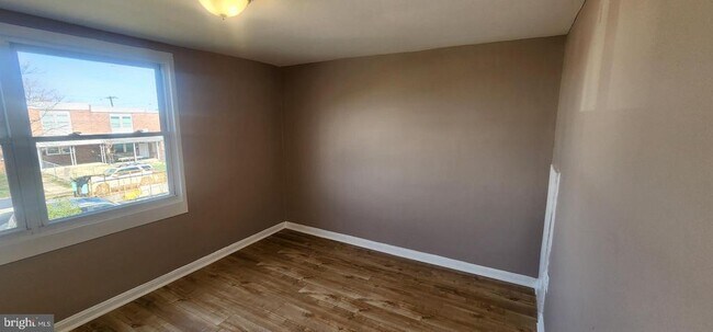 Building Photo - 7915 Eastdale Rd