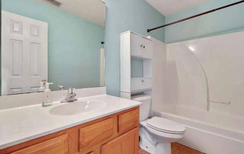 Building Photo - 7933 Shadow Oak Dr