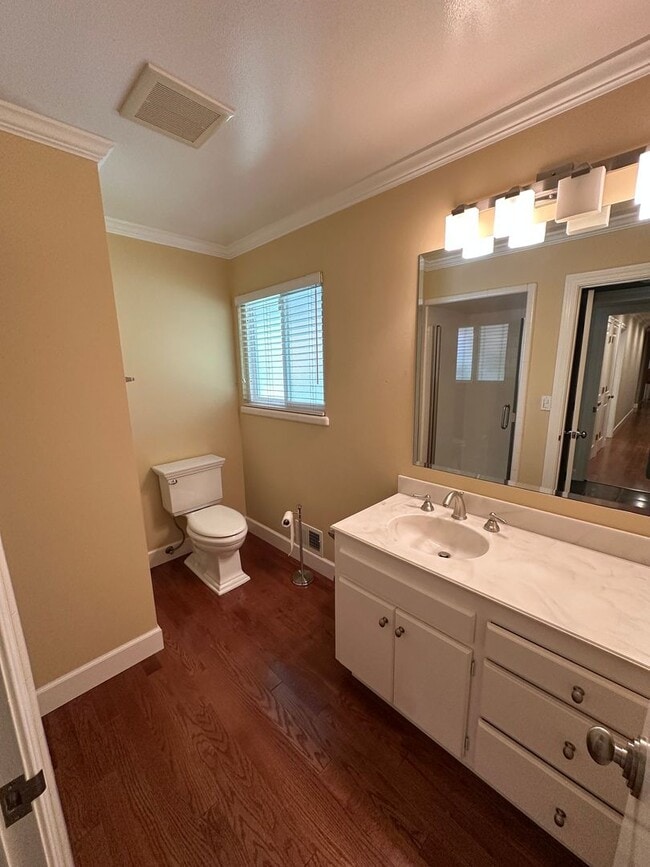 Building Photo - 5 Bed 3 Bath In Alamo W/ Pool