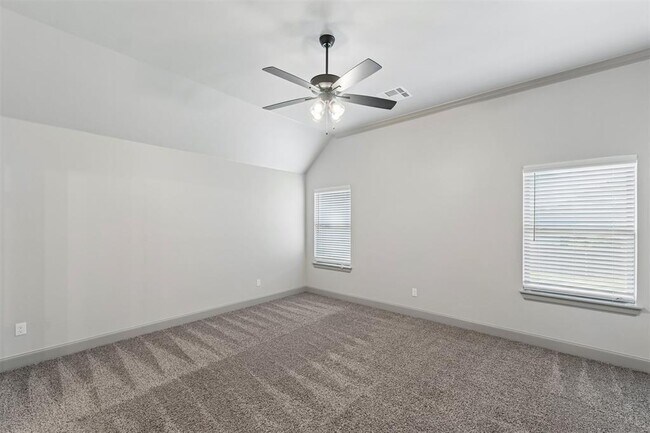Building Photo - 9356 SW 43rd St