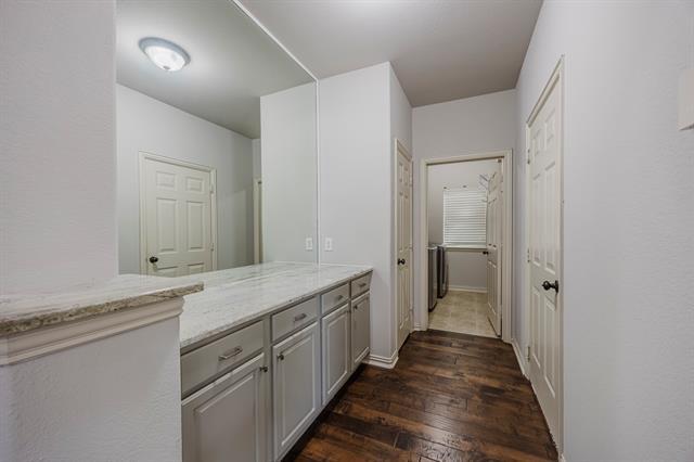 Building Photo - 362 Spring Meadow Dr