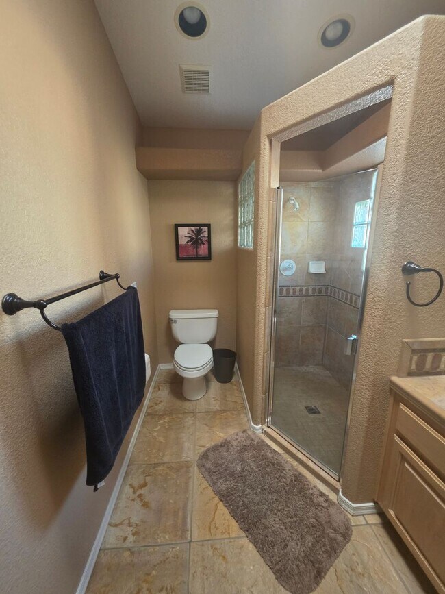 Building Photo - 2325 Palo Verde Blvd N