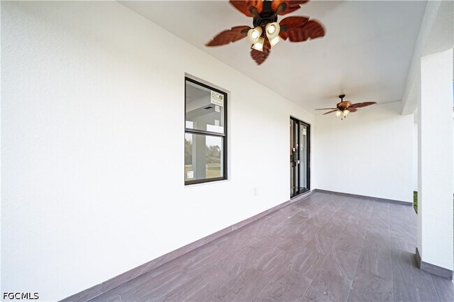Building Photo - 334 Ranch Ave