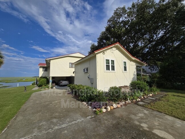 Building Photo - 337 Dogwood Ln