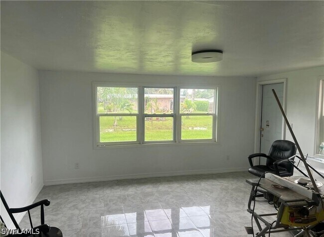 Building Photo - 160 Brooks Rd