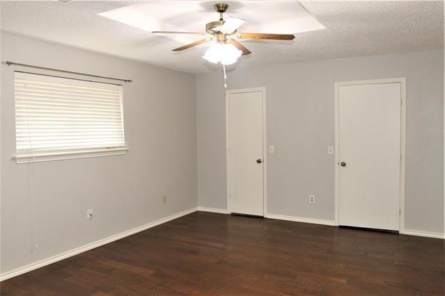 Building Photo - 2203 Glen Forest Ln