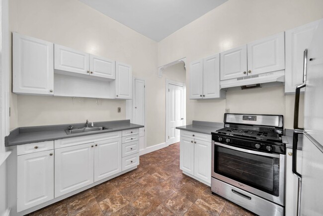 Building Photo - MISSION DISTRICT APARTMENT FOR RENT - $3,5...