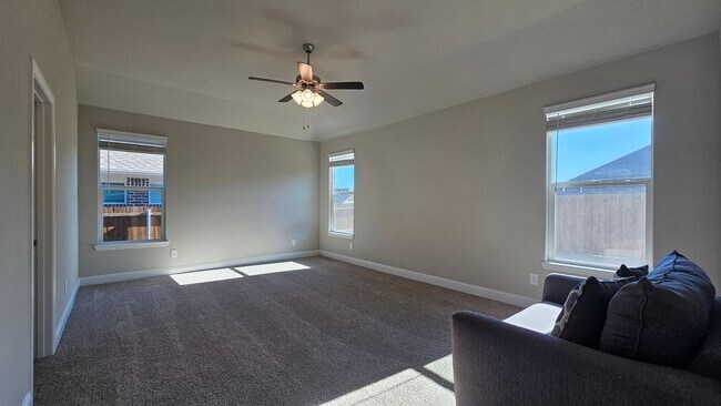 Building Photo - New Home For Rent!