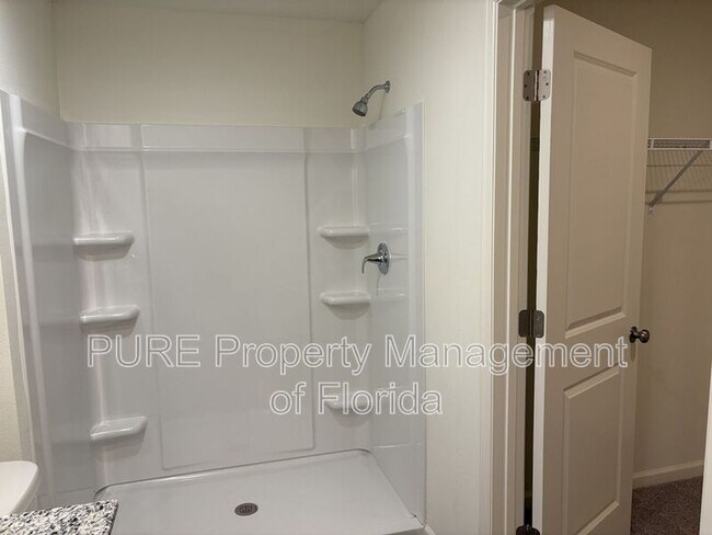 Building Photo - 2383 NW 22nd Ct