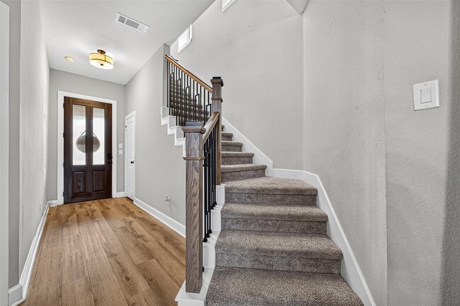 Building Photo - 23722 Pullin Market Dr