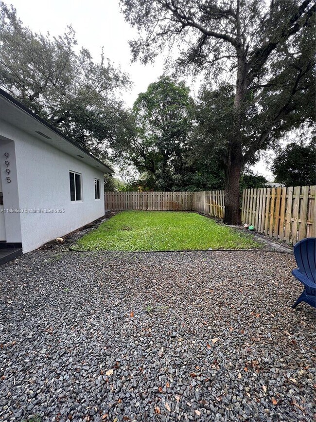 Building Photo - 9995 NW 23rd Ave