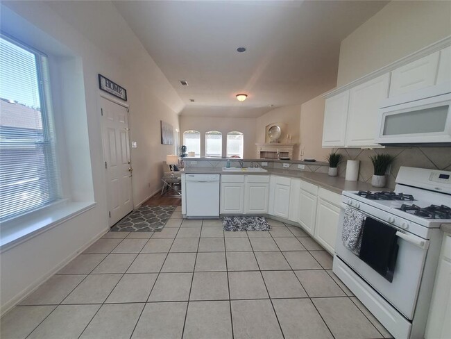Building Photo - 4903 Falls Cir