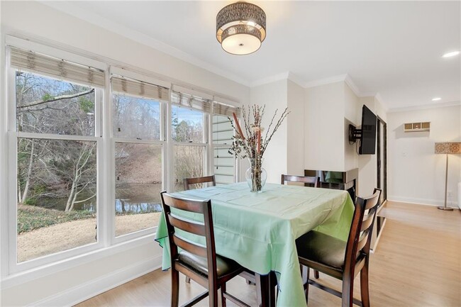 Building Photo - 1105 Garden Ct